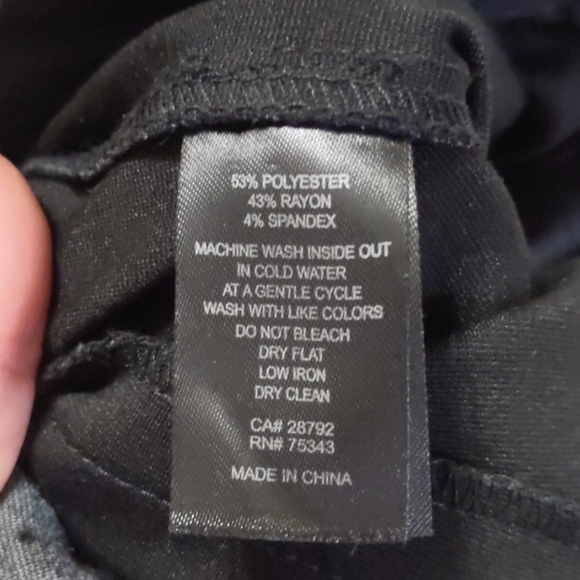 Adrienne Vittadini pants - Picture 8 of 8